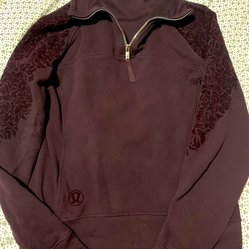 Lululemon sweater
